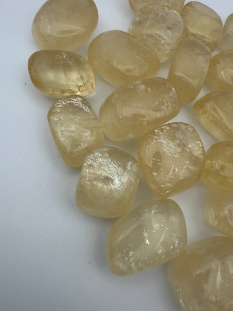kristalai kalcitai