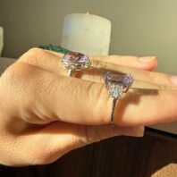 Sidabrinis rankų darbo žiedas su ametistu – 10 × 14 mm – papuošalo detalės