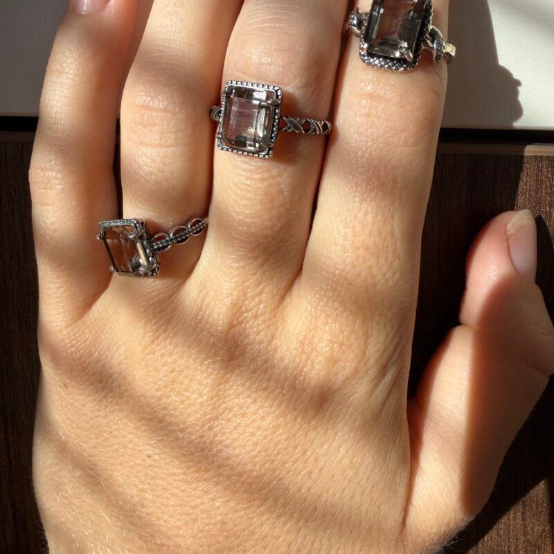 Sidabrinis rankų darbo žiedas su dūminiu kvarcu – 10 × 12 mm Sidabrinis rankų darbo žiedas su dūminiu kvarcu – 10 × 12 mm – papuošalo nuotrauka