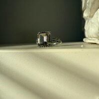 Sidabrinis rankų darbo žiedas su dūminiu kvarcu – 10 × 12 mm – papuošalo nuotrauka